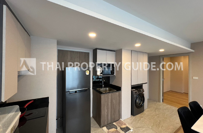Apartment in New Petchburi 